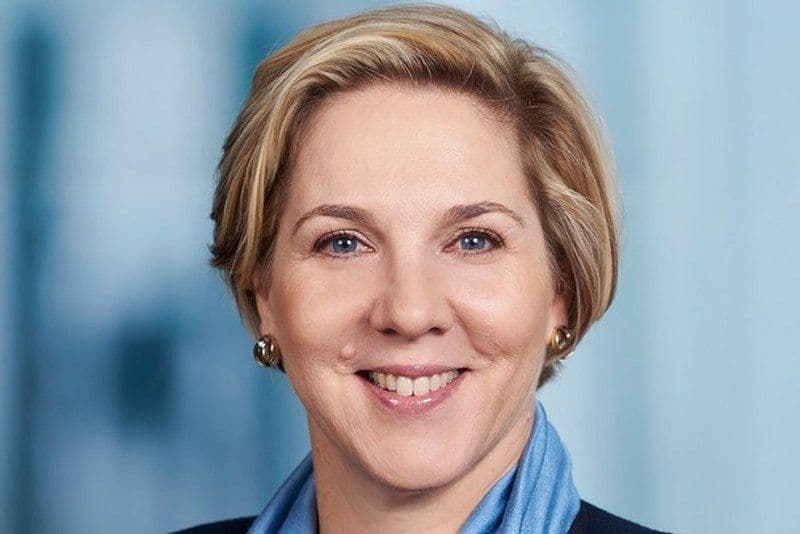 Cover Image for Robyn Denholm wird neue Vorsitzende von Tesla