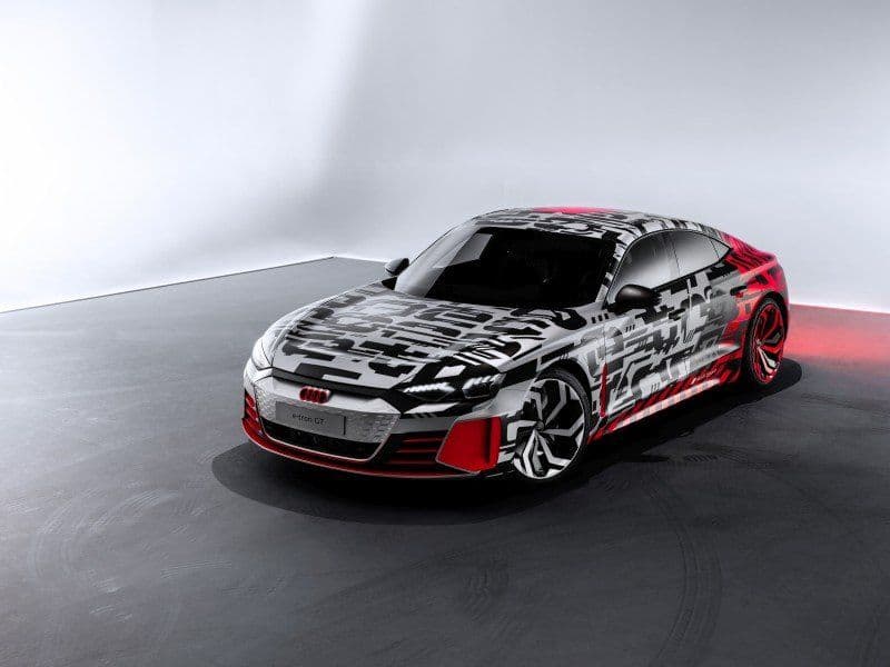 Cover Image for Debüt des Audi e-tron GT concept