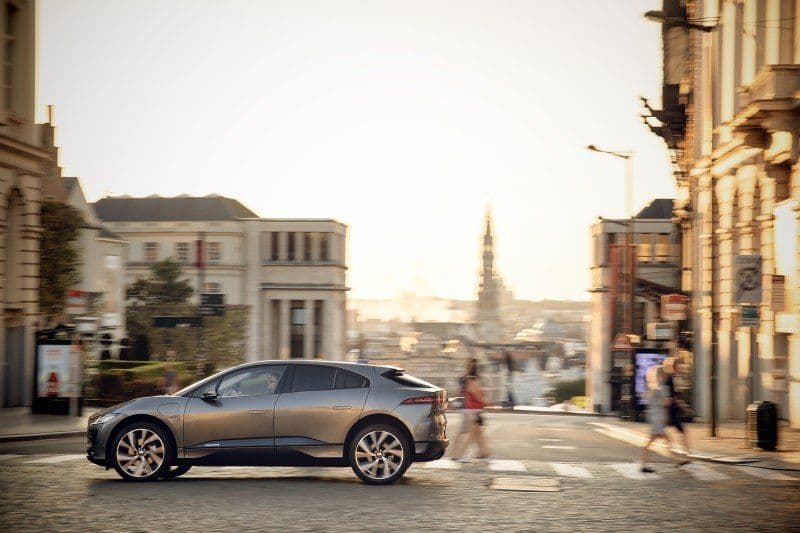 Jaguar I-PACE, Range Rover und Range Rover Sport Plug-in-Hybrid mit Rundum-Sorglos-Paket von Mennekes