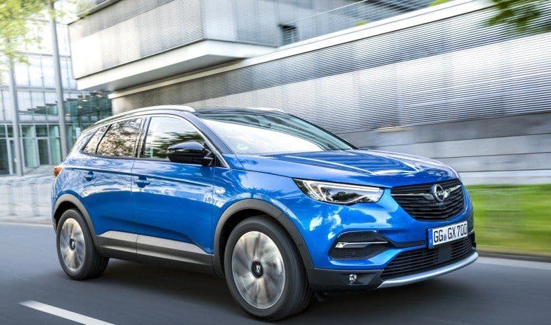 Cover Image for Opel gibt Ausblick auf elektrifizierte Zukunft ab 2019