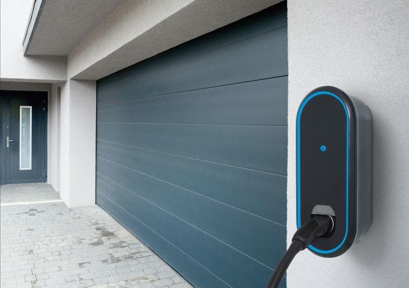 Neue Ladelösung für Elektroautos von innogy eMobility Solutions