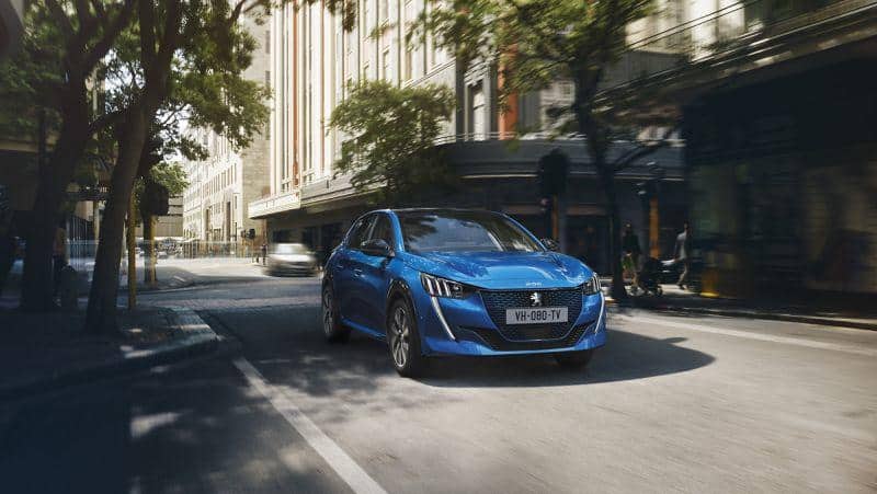 Peugeot e-208: Erste technische Daten, Fotos und Preise des französischen Stromers