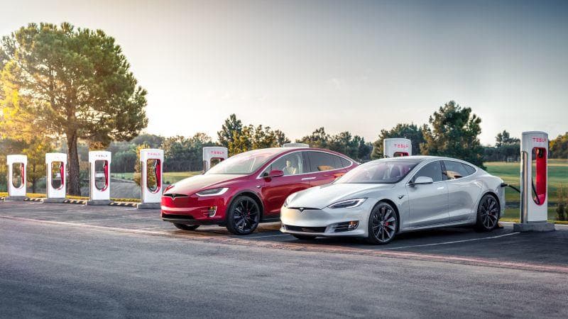 Tesla Supercharger 3.0 soll 200 kW schaffen