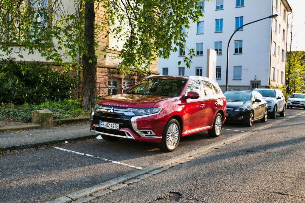 Cover Image for Test- und Fahrbericht des Mitsubishi Outlander Plug-In-Hybrid Modelljahr 2019