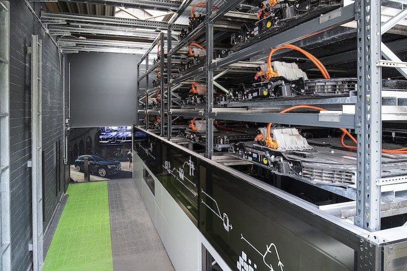 Cover Image for Audi und Mobility House eröffnen Batteriespeicher auf Berliner EUREF-Campus