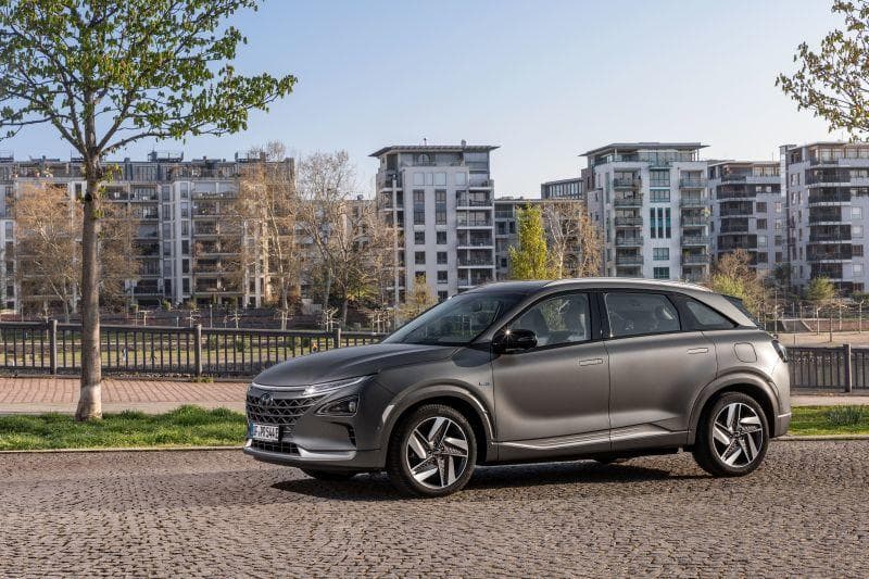 Cover Image for Hyundai Nexo: Brennstoffzellenfahrzeug reinigt die Luft beim Fahren