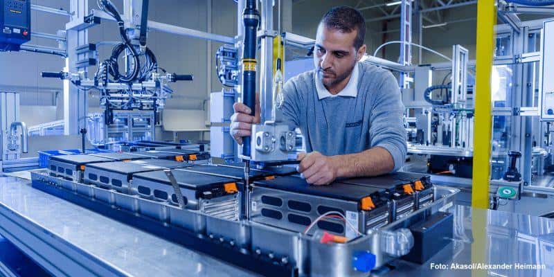 Batteriesystem-Anbieter Akasol erhöht Produktionskapazität spürbar