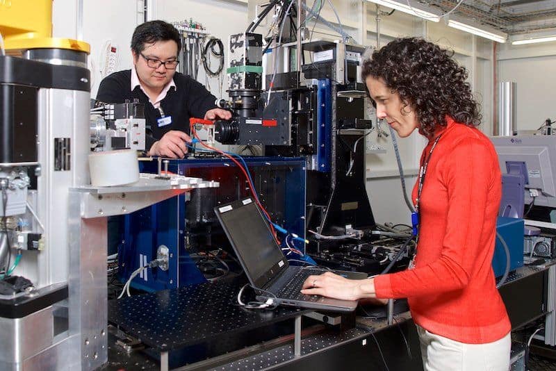 Cover Image for Wie Schweizer Forscher Feststoffbatterien verbessern können