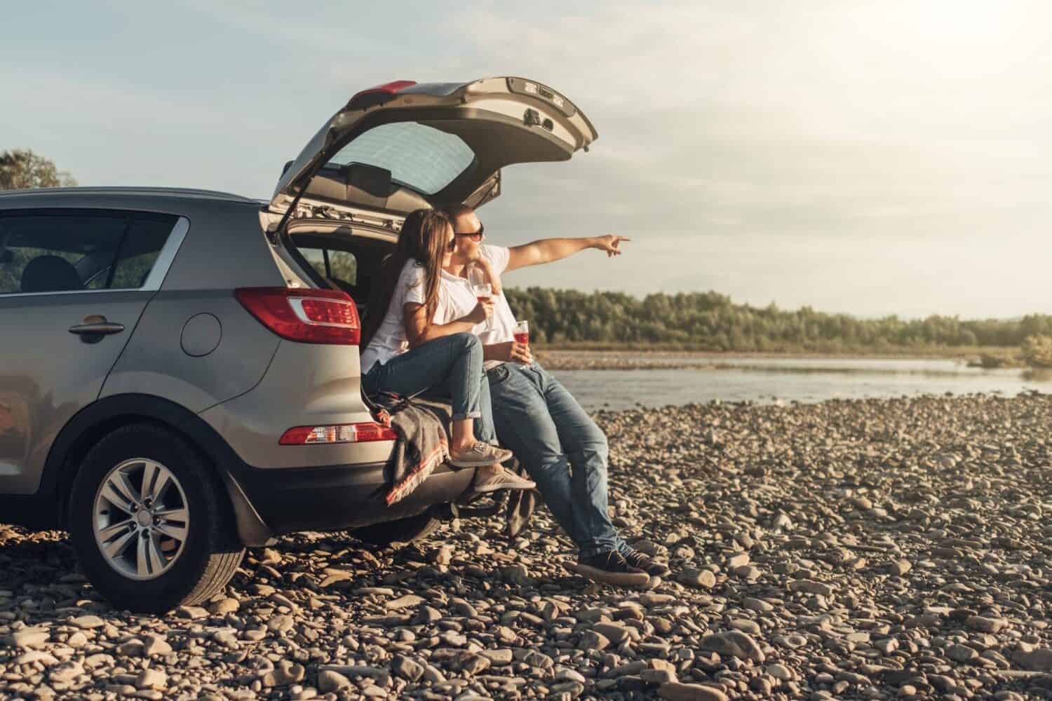 Cover Image for Tübingens OB schimpft über SUV: „Wir sind gar nicht so fett geworden, dass wir die brauchen würden“