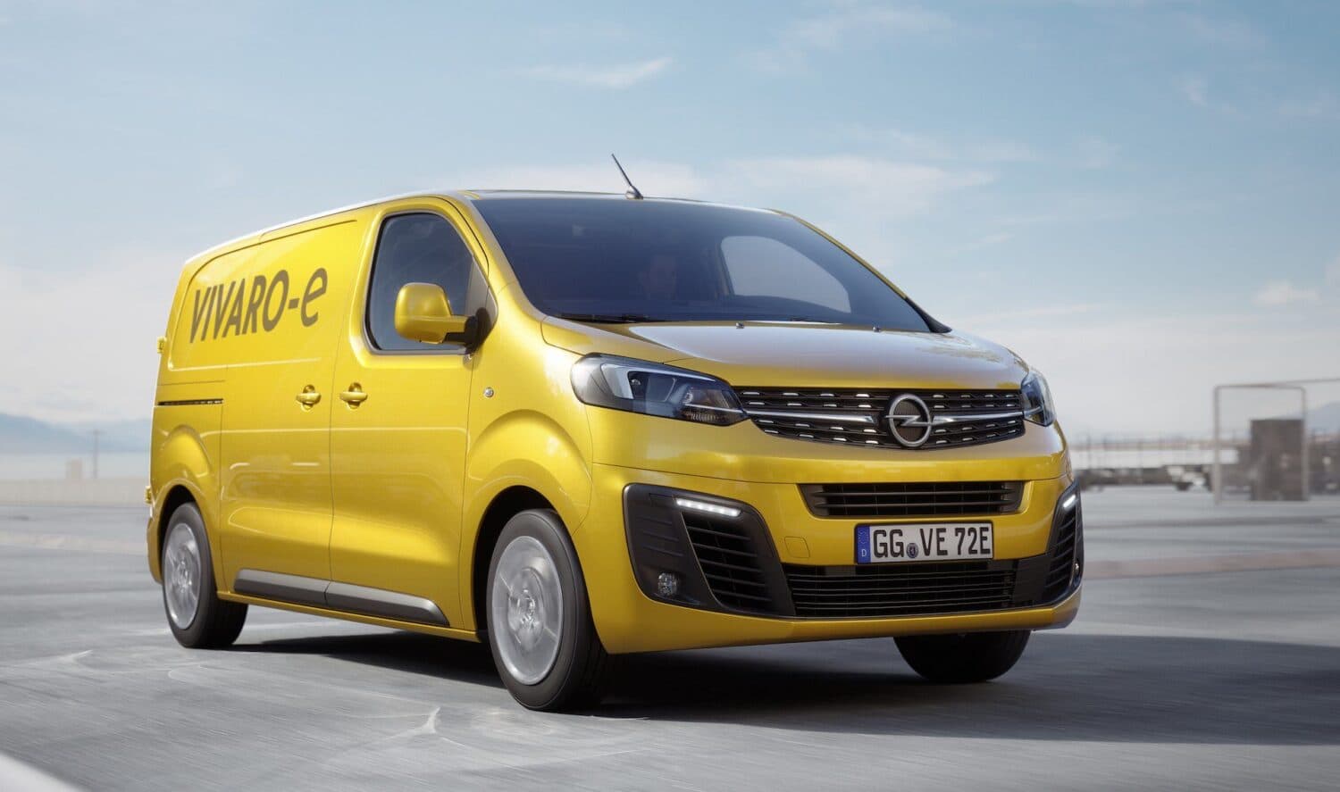 Cover Image for Elektrotransporter Opel Vivaro-e startet 2020