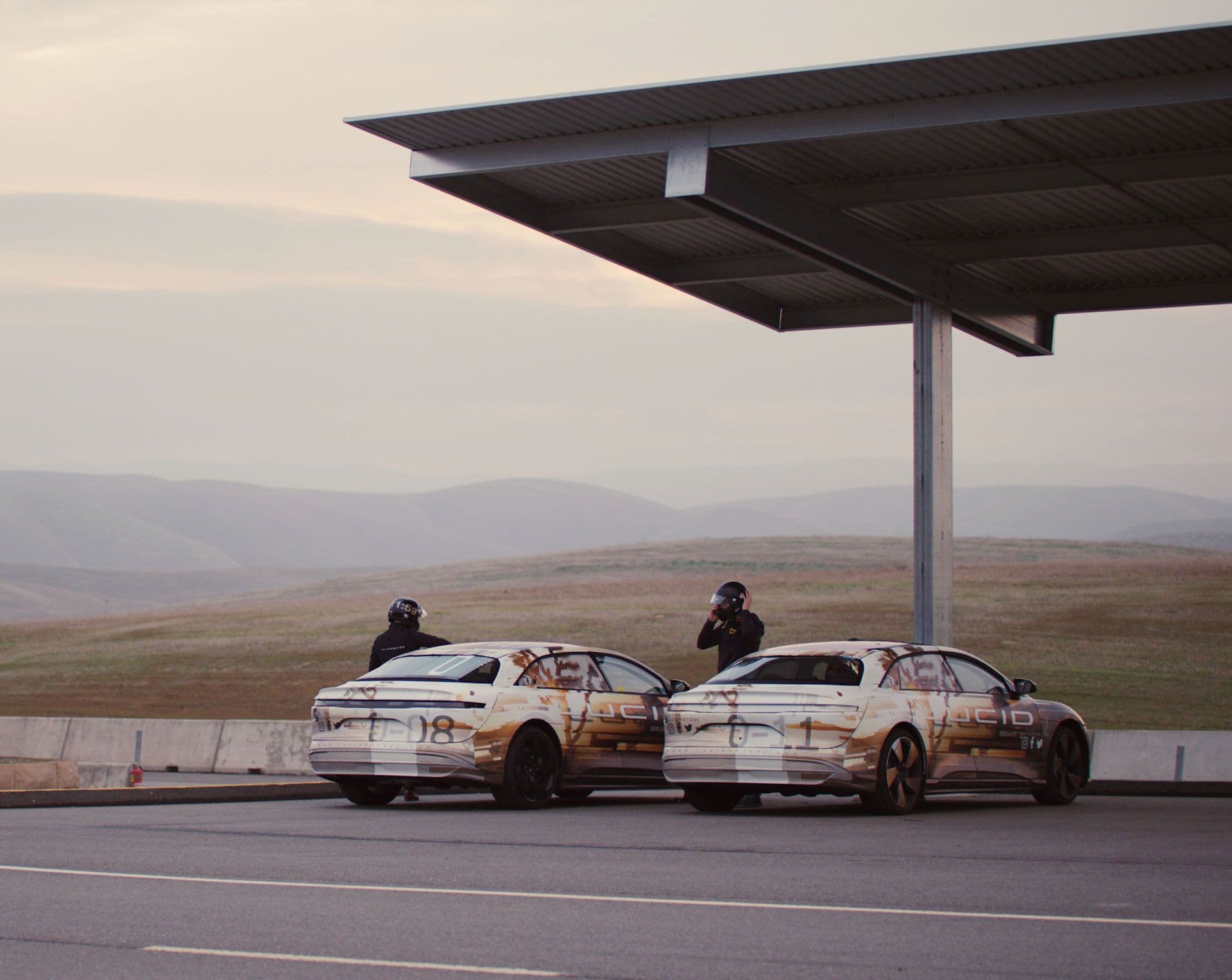 Cover Image for Lucid Motors gewährt Blick auf Beta-Prototypen-Testprogramm des Lucid Air