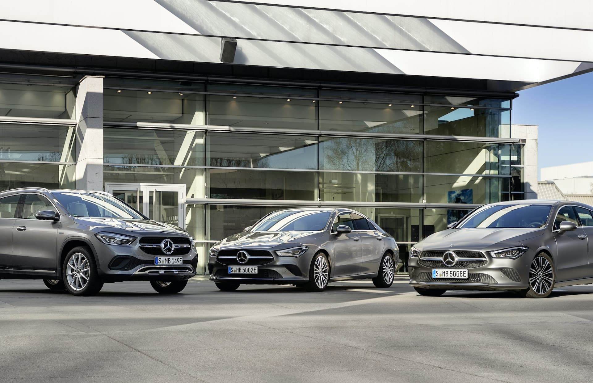 Cover Image for Mercedes CLA Coupé, CLA Shooting Brake und GLA als Plug-in-Hybrid erhältlich