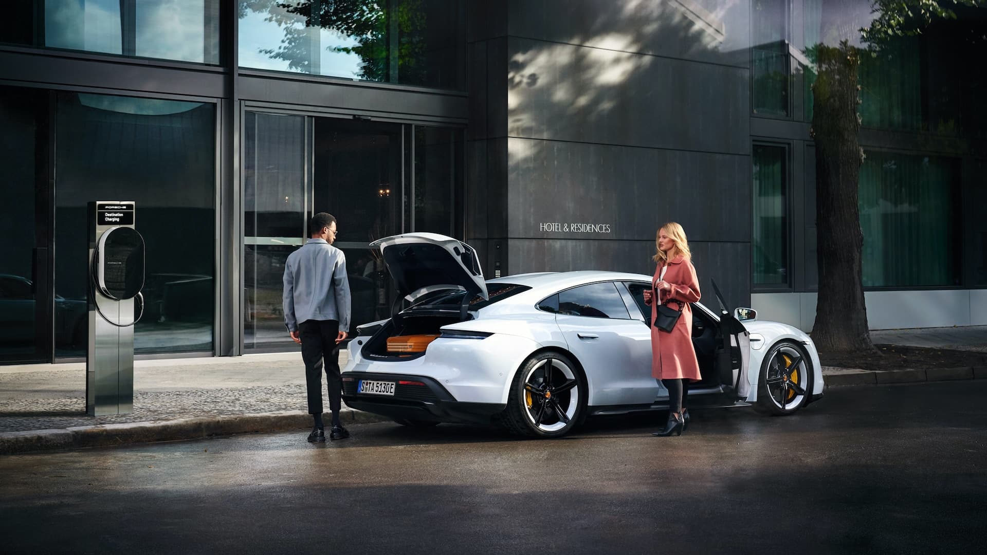 Porsche Destination Charging mit bereits mehr als 1000 Ladepunkten