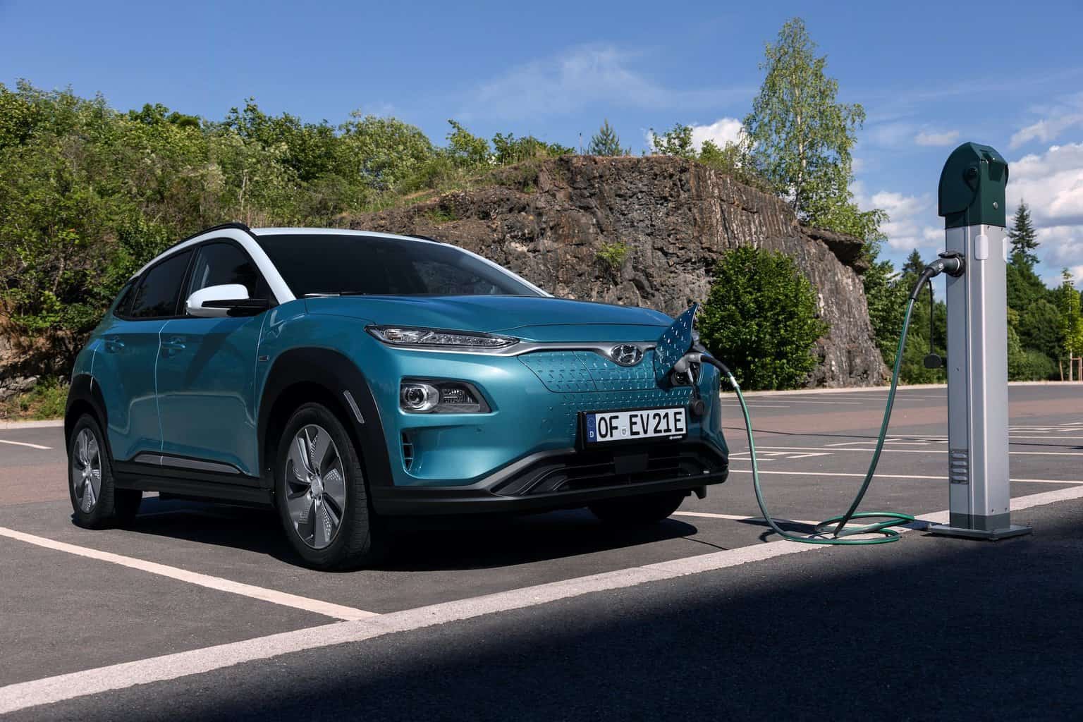 Hyundai Kona Elektro jetzt mit 35 Kilometer mehr Reichweite und 8000 Euro Kaufprämie