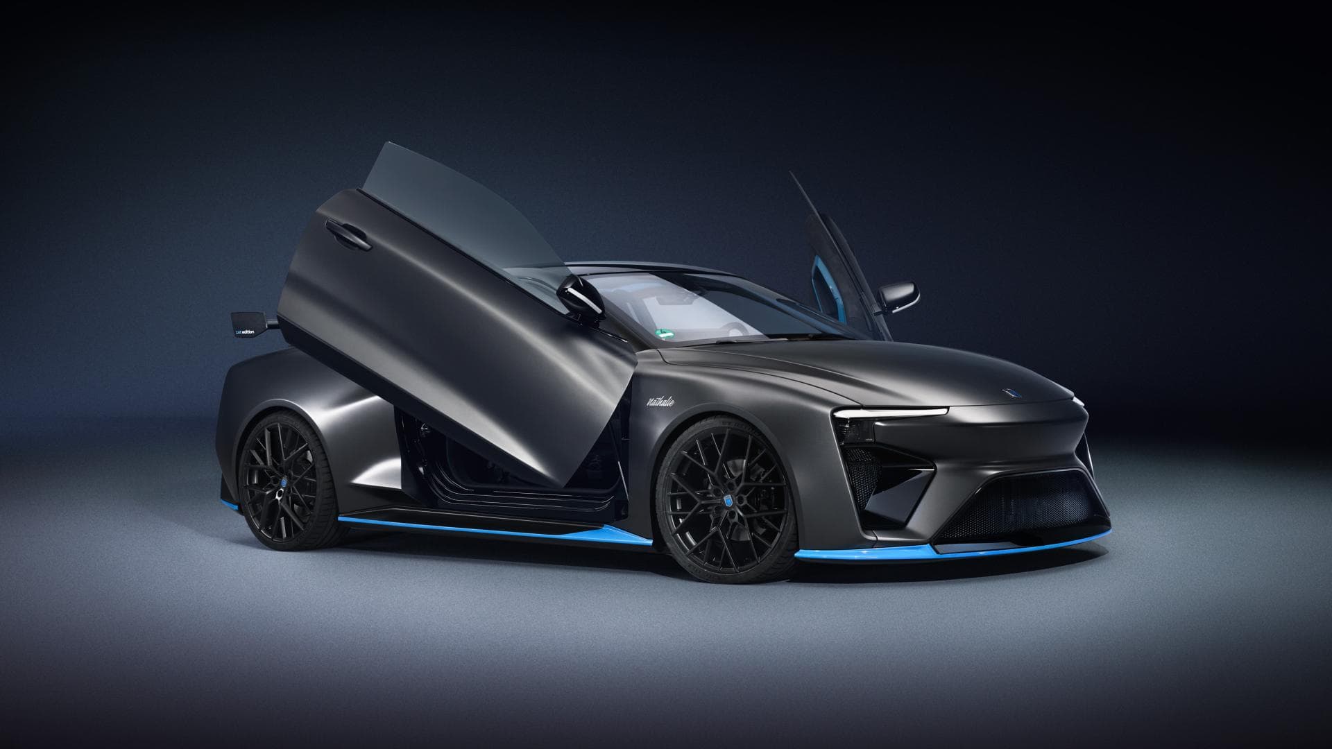 Cover Image for Roland Gumpert „Nathalie“: Produktion des Methanol-Brennstoffzellen-Fahrzeug gestartet