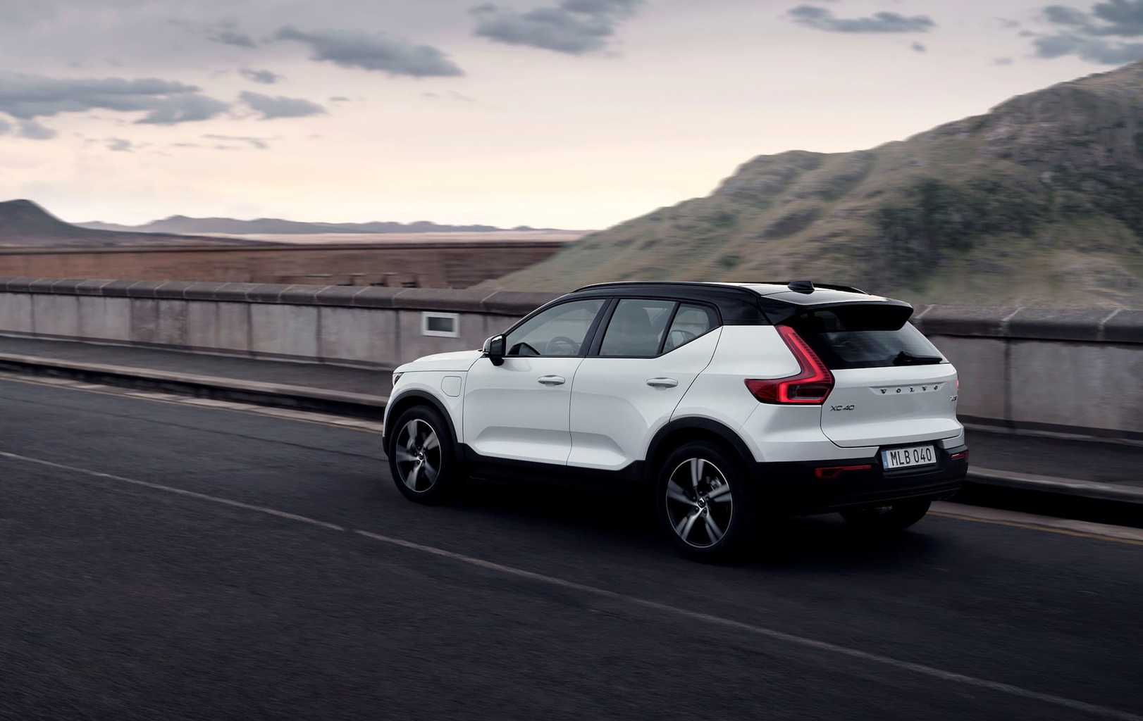 Cover Image for Volvo stellt zweite Plug-in-Variante für Kompakt-SUV XC40 vor