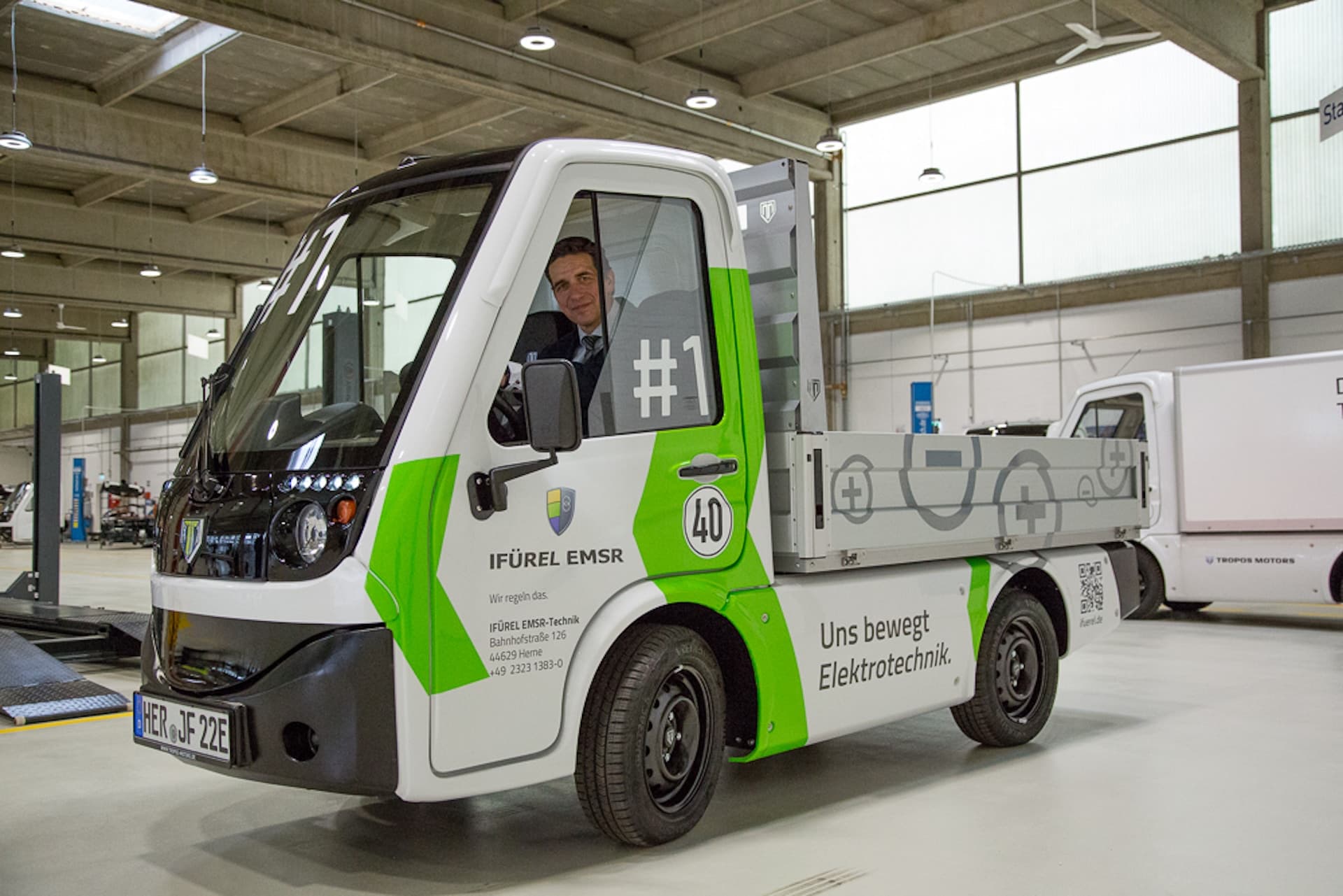 Tropos übergibt ersten L7e-Elektrotransporter Able in Kundenhand