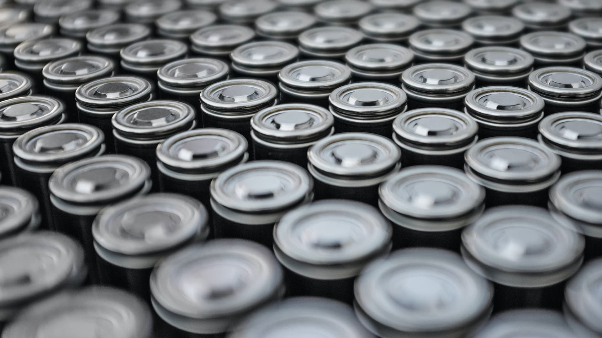 Cover Image for Faraday Future erklärt Kühlsystem des Batteriepacks im FF91