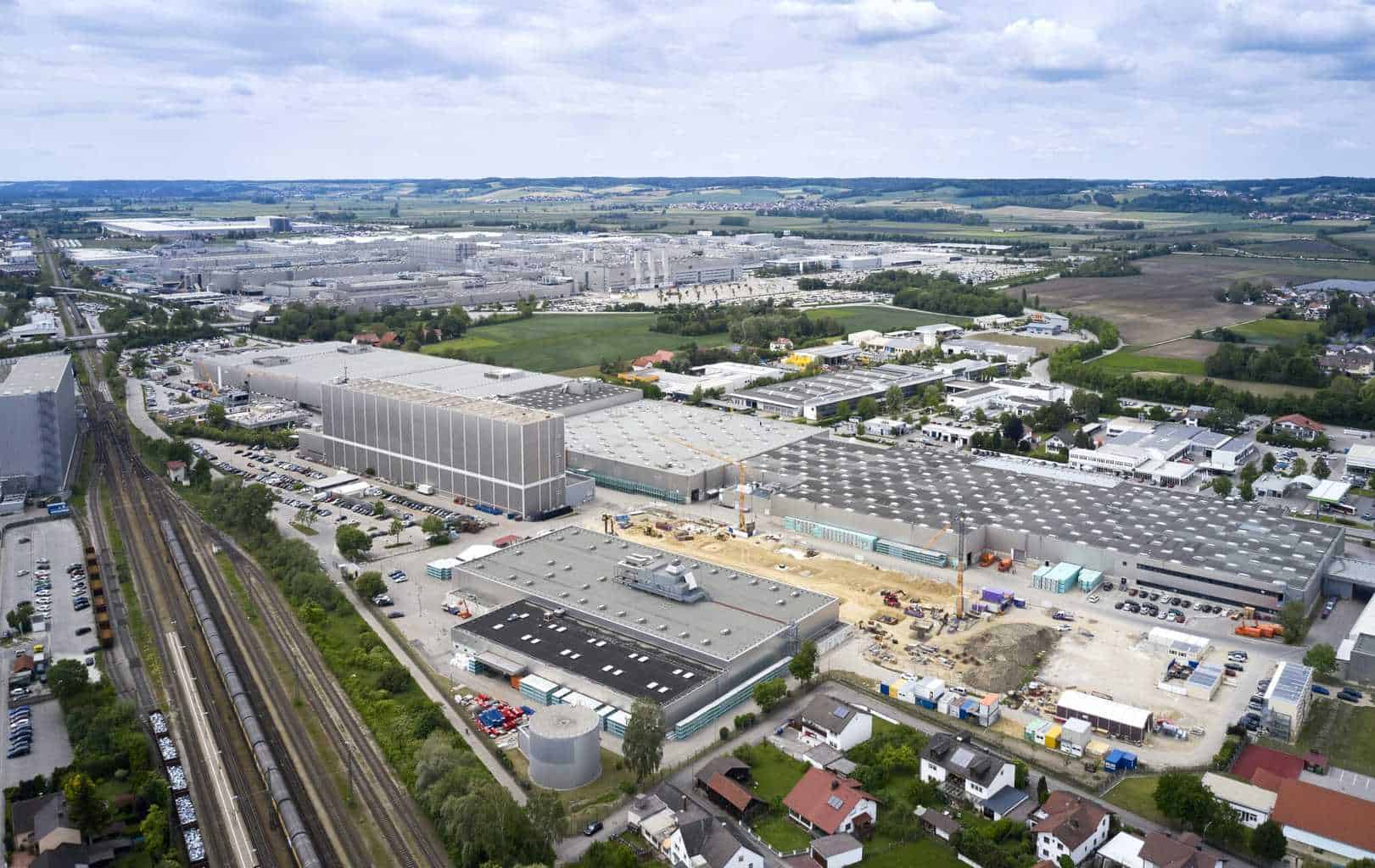 BMW beschleunigt Elektromobilität: E-Antriebe für eine halbe Million Elektro-Fahrzeuge