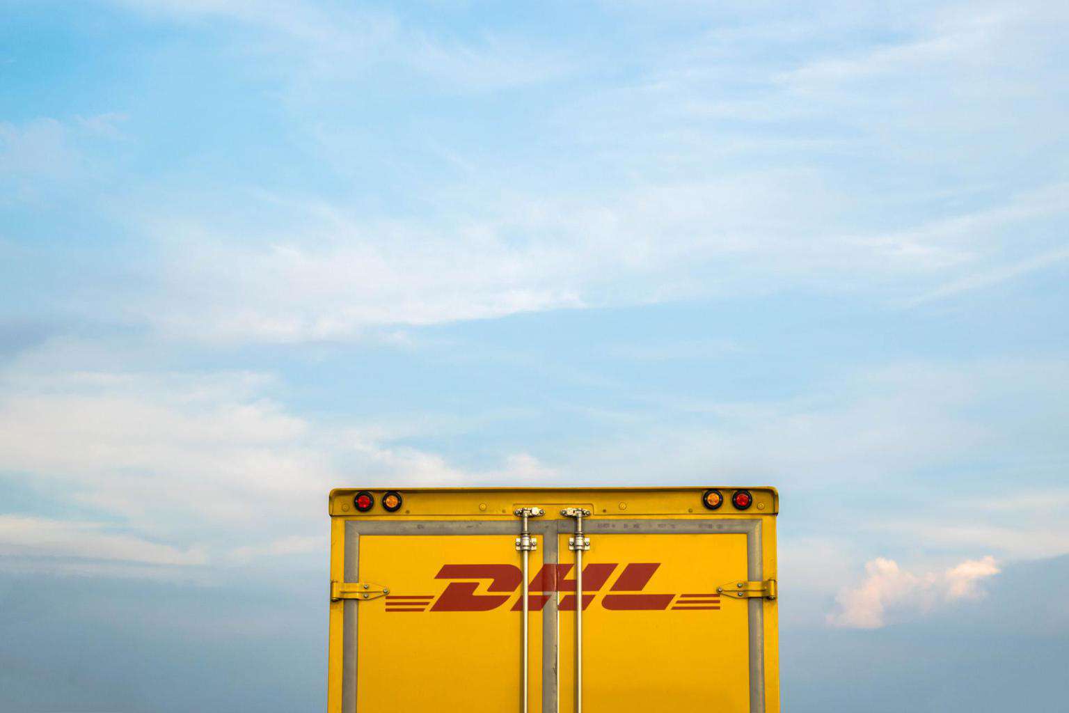 Cover Image for gridX stattet DHL Express Berlin mit dynamischem Lastmanagement aus