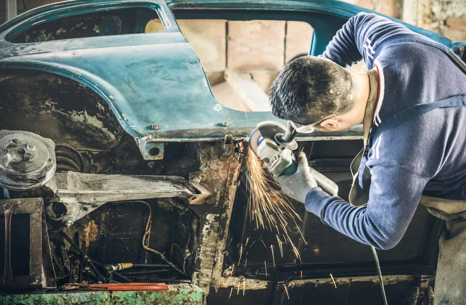 Cover Image for Verkehrsministerium fördert Elektro-Nutzfahrzeuge für KMU und Handwerker