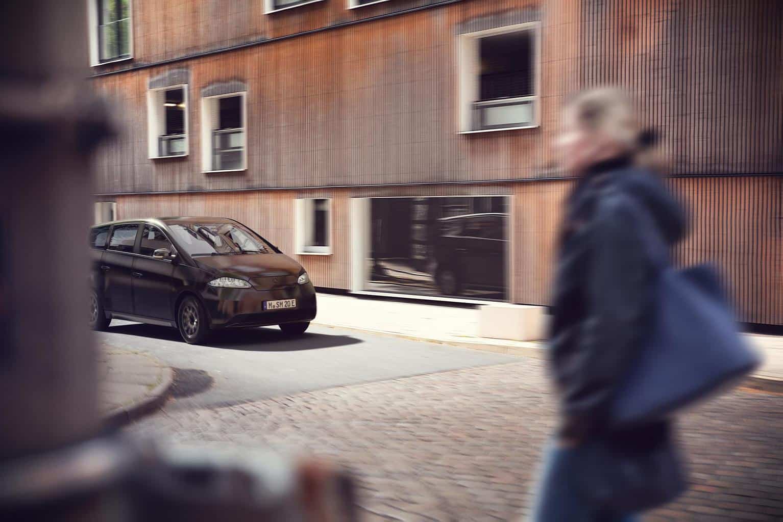 Cover Image for Sono Motors erklärt Effizienz von Solarstrom und Klimaanlage im Solar-E-Auto Sion