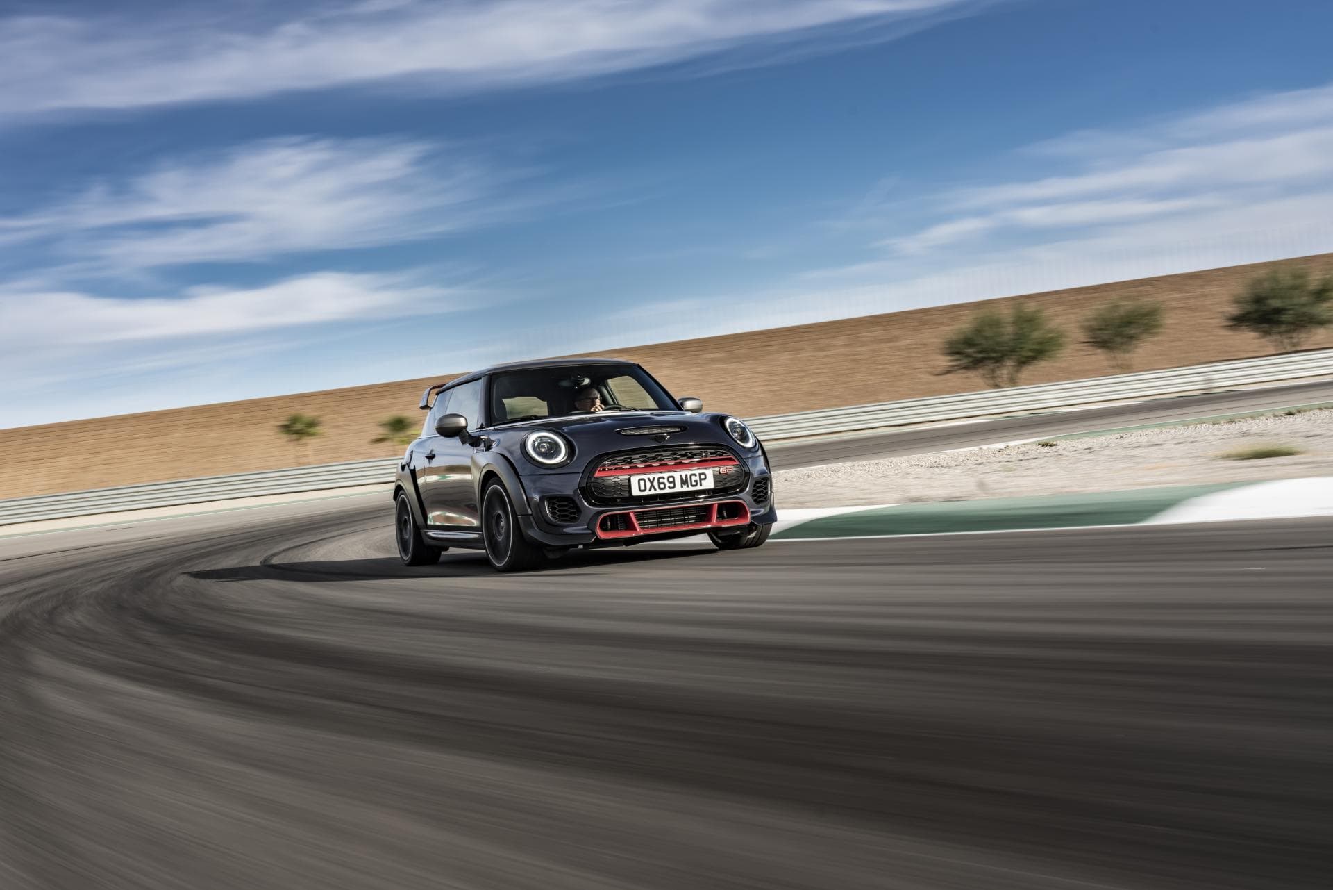 MINI arbeitet an Performance-Version des MINI Cooper SE