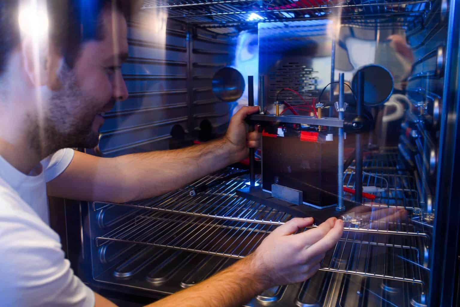 Cover Image for Bayerns Wirtschaftsminister hält viel von „One-Stop-Shop für Batterieanalytik“