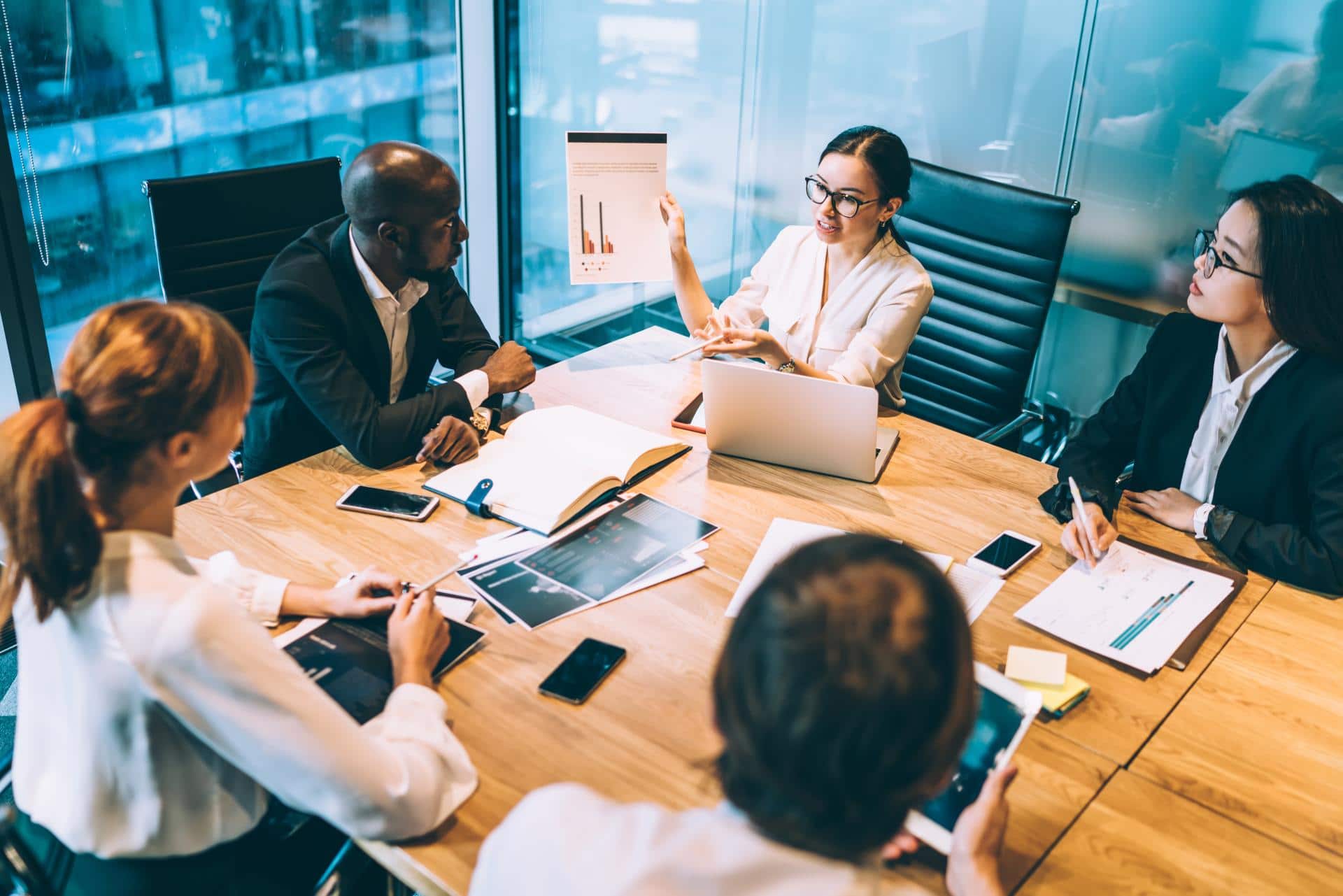 Experte über E-Autos: „Das sind stolze Zahlen, die auf eine steile Hochlaufkurve hinweisen“