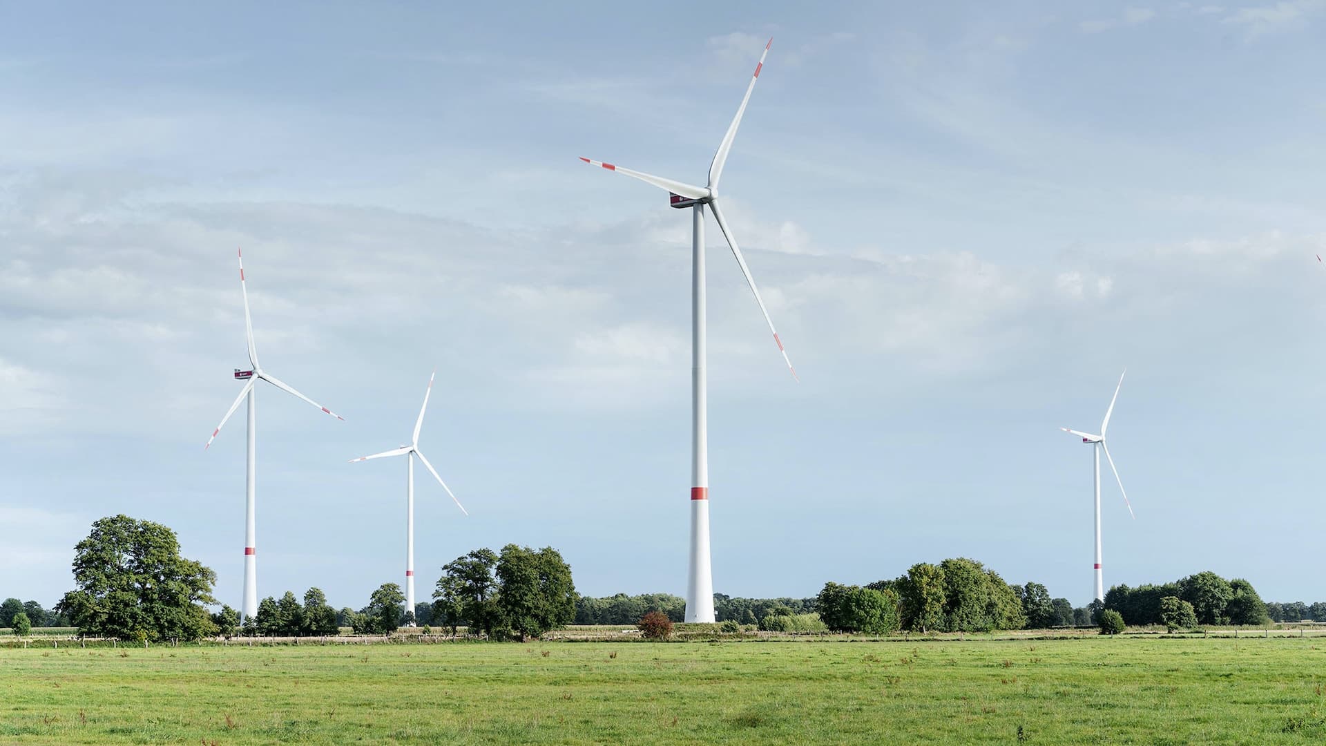 Cover Image for Energie-Experte fordert „Zuwächse wie in Spitzenjahren“ bei erneuerbaren Energien