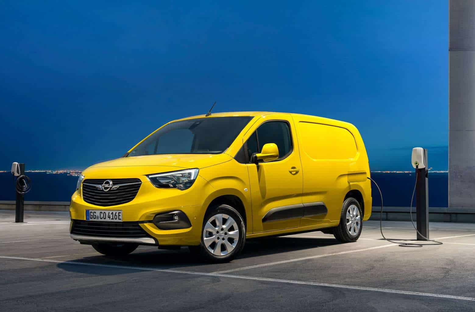 Cover Image for Opel stellt Elektro-Kleintransporter Combo-e Cargo vor