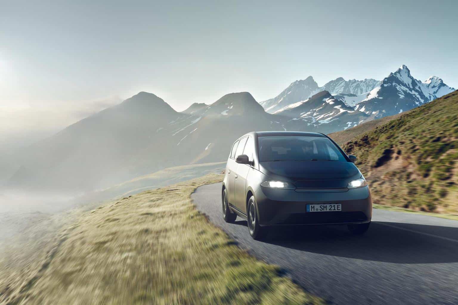 Cover Image for E-Autovermieter Ufodrive: SION als „ideales Auto für Carsharing in Städten“