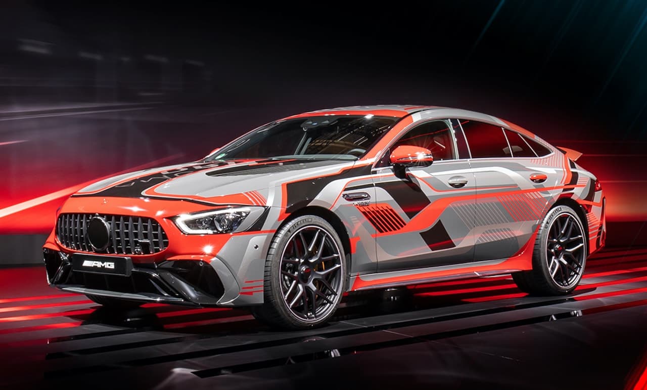 Cover Image for AMG stellt neu entwickelten Performance-Hybrid-Antrieb vor