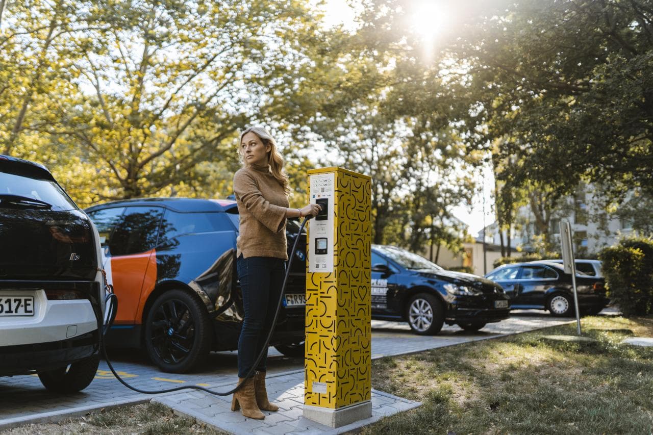 Cover Image for Alfred Vrieling, Compleo: In 40 Sekunden 450 km laden ist kein Problem