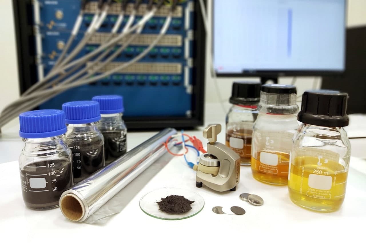 Cover Image for Fraunhofer erforscht Aluminium-Ionen-Batterie als potentiellen Nachfolger der Lithiumtechnologie