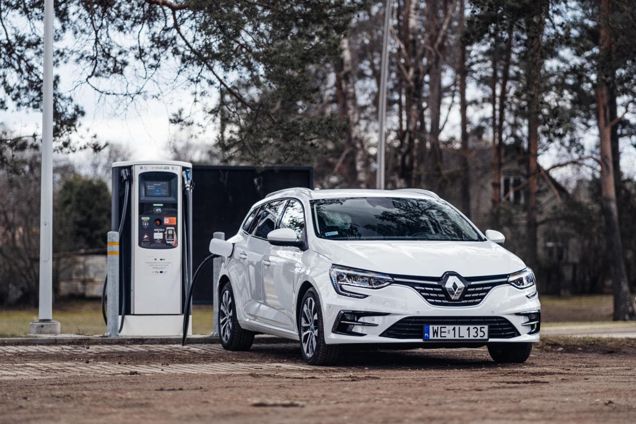 Cover Image for E-Autos in Deutschland knacken Millionen-Marke