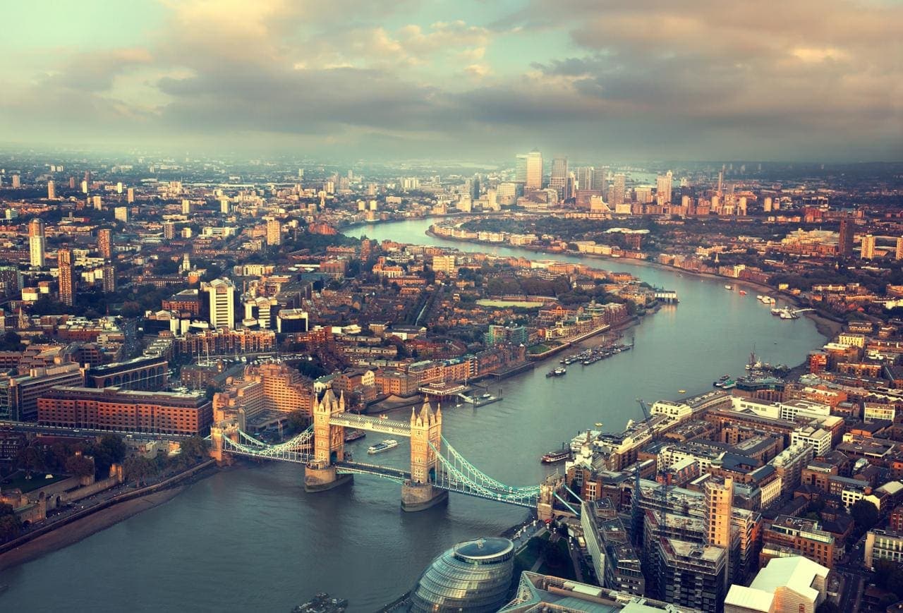 Cover Image for UK-Flottenverbund will 70.000 E-Lieferwagen ordern