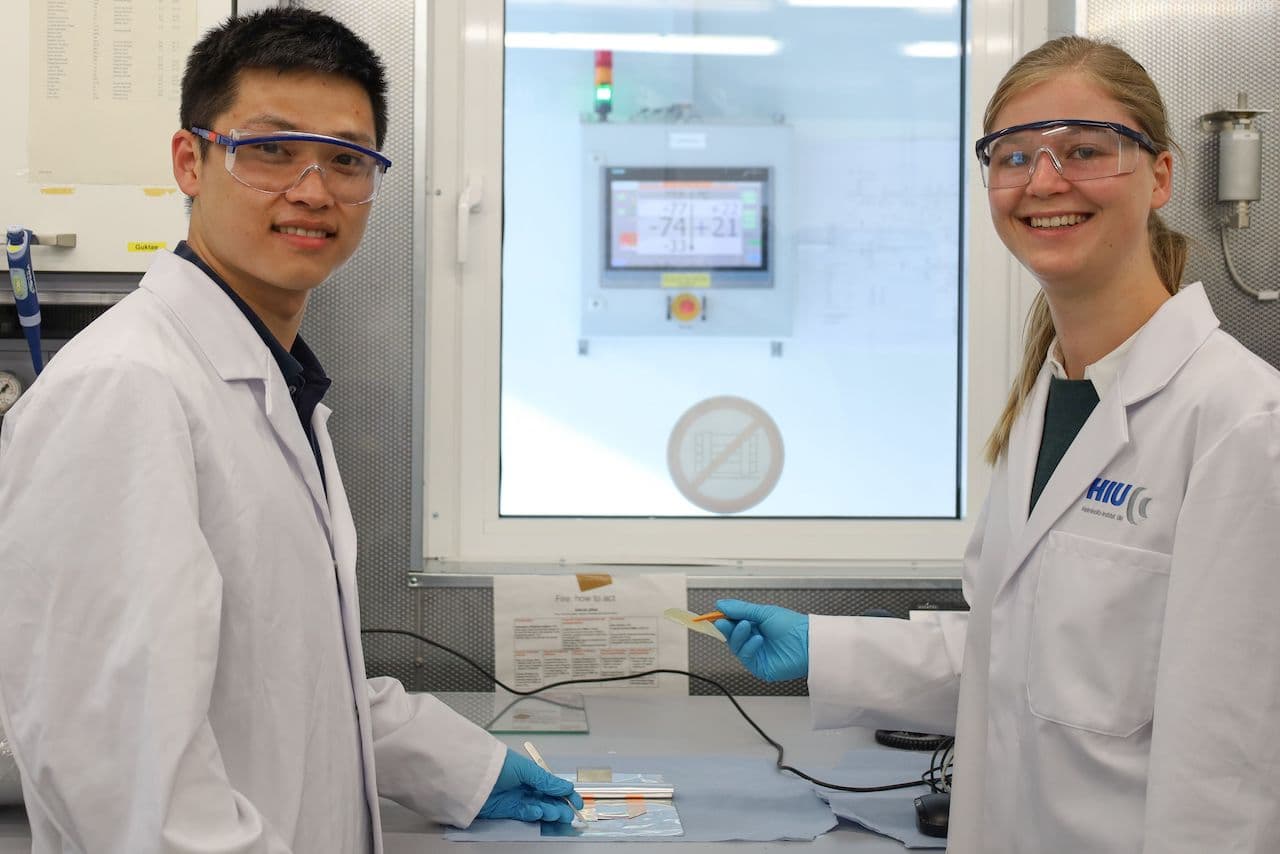 BMW und Helmholtz-Institut forschen für sichere Feststoffbatterien