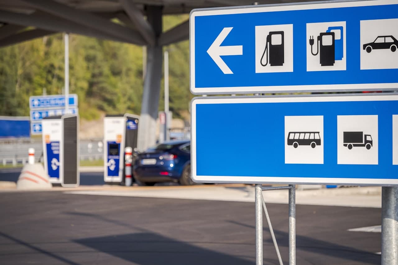 Cover Image for Ukraine-Krise: Kehrtwende für Energieversorgung und Mobilität?