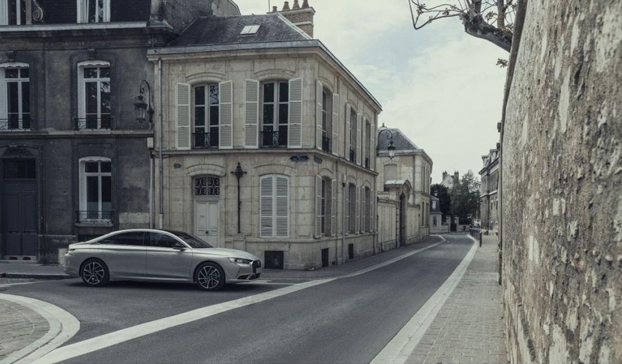 Cover Image for DS 9 E-Tense 250 ab sofort bestellbar