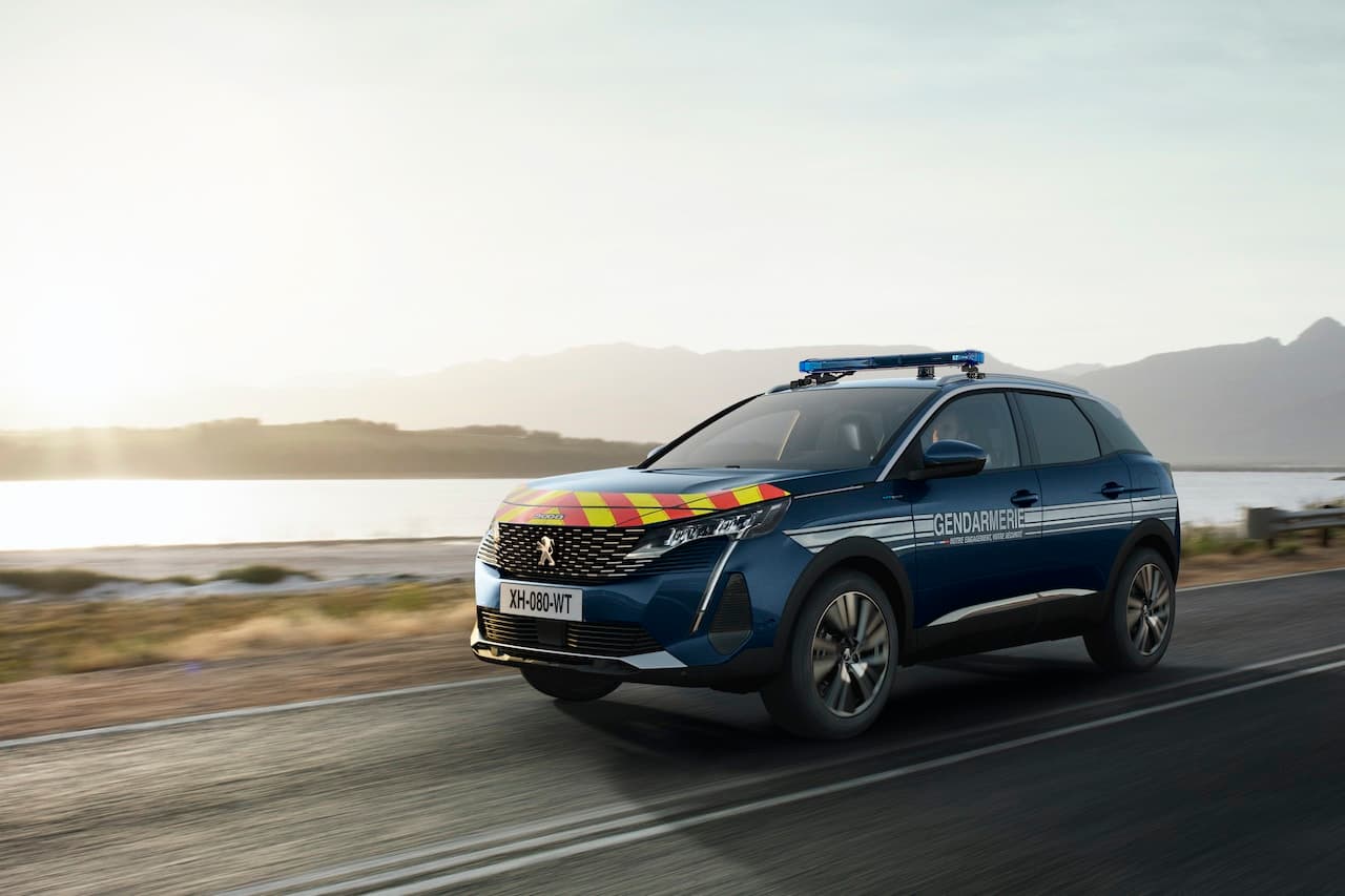Peugeot stattet Frankreichs Polizei mit 400 Plug-in-Hybriden aus