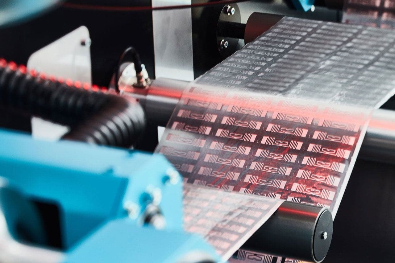 Vertikale Integration der Leiterplatten-Fertigung: Idee zu Prototyp in Minuten