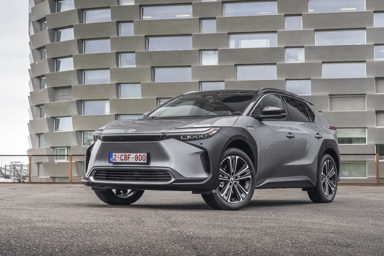 Toyota: Umfassende Details zum neuen Elektro-SUV bZ4X