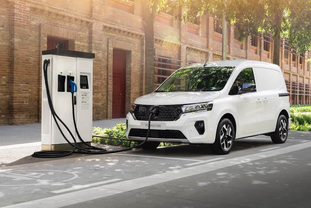 Cover Image for Elektro-Kastenwagen Nissan Townstar feiert Europapremiere