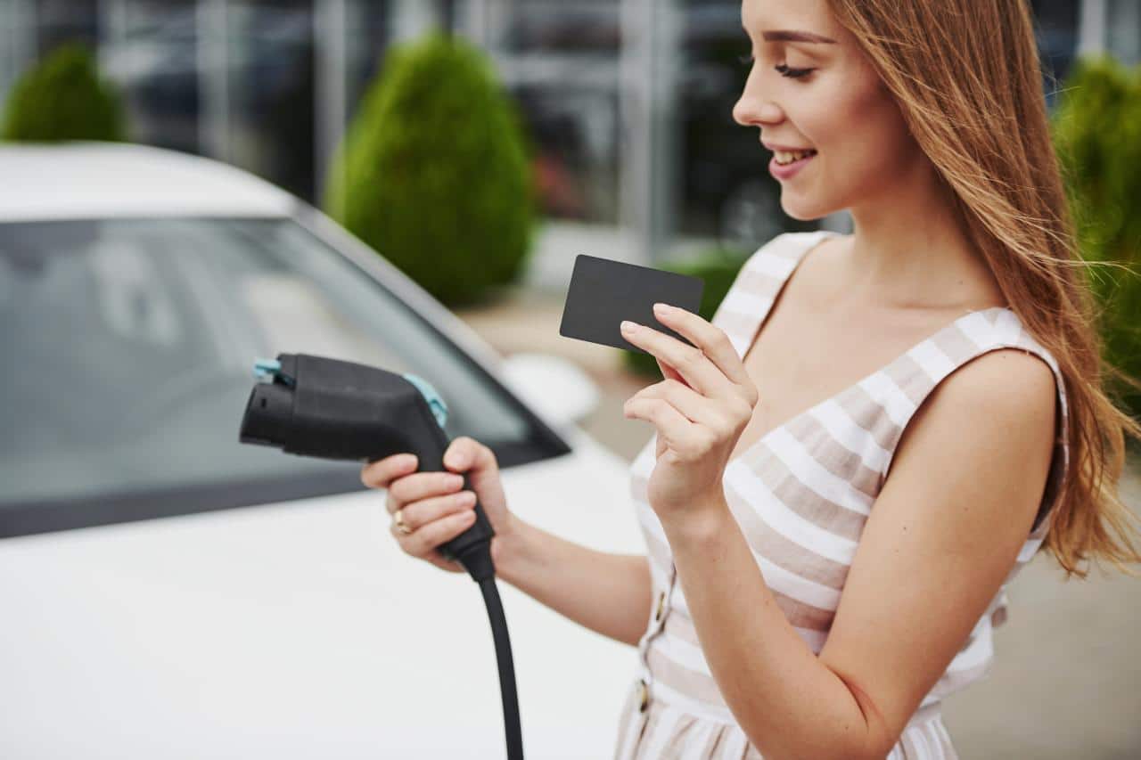 Cover Image for Wie sich die Marktanteile bei E-Auto-Ladeanbietern verschieben