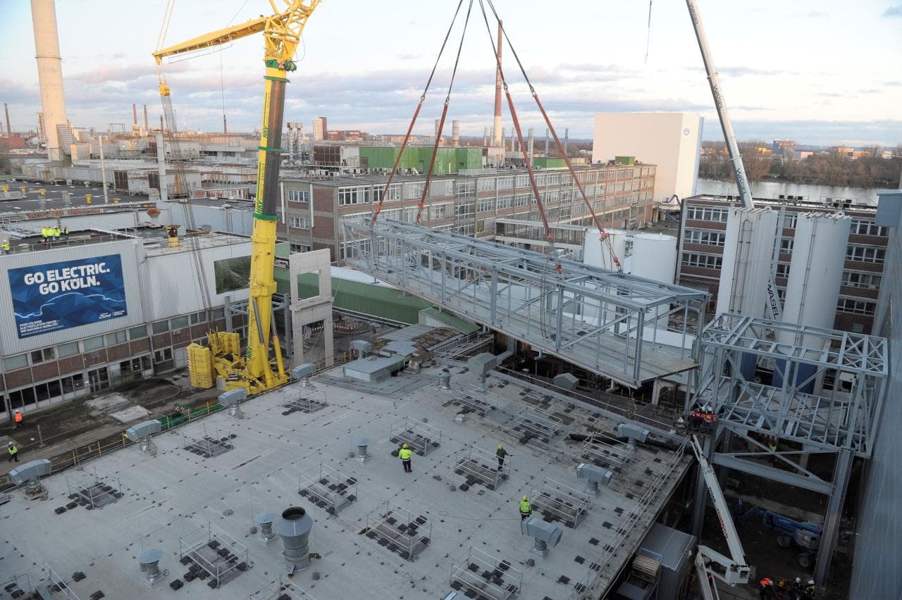 Cover Image for Umbau des Ford-Werks in Köln zum „Cologne Electrification Center“ geht in finale Phase