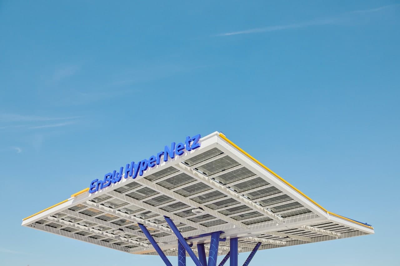 Cover Image for EnBW feiert: 400.000 Ladepunkte im europäischen HyperNetz