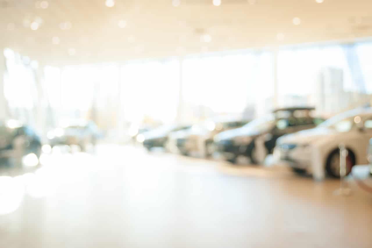 Autohändler bleiben auch bei E-Autos wichtigster Absatzkanal