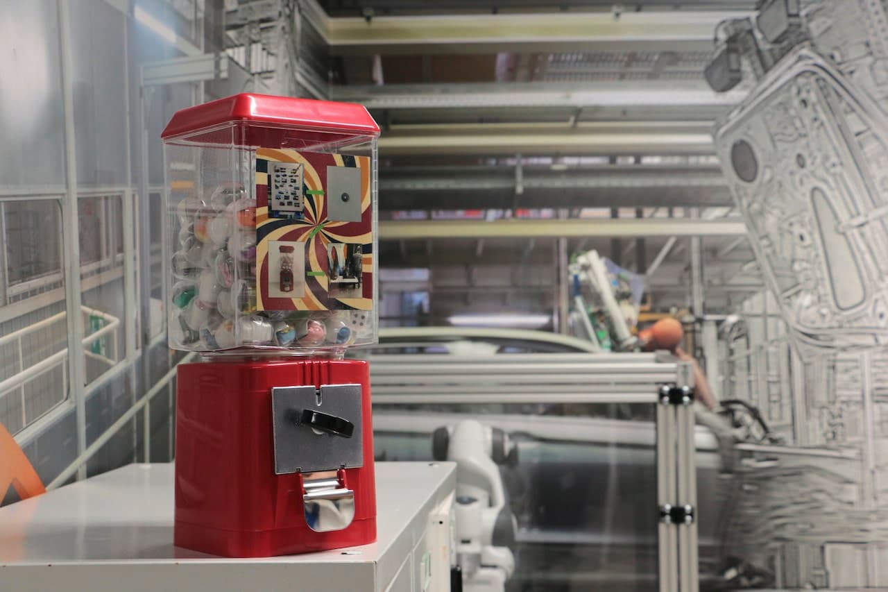 Cover Image for VW will 22.000 Mitarbeiter mit Tageskurs fit für die E-Mobilität machen