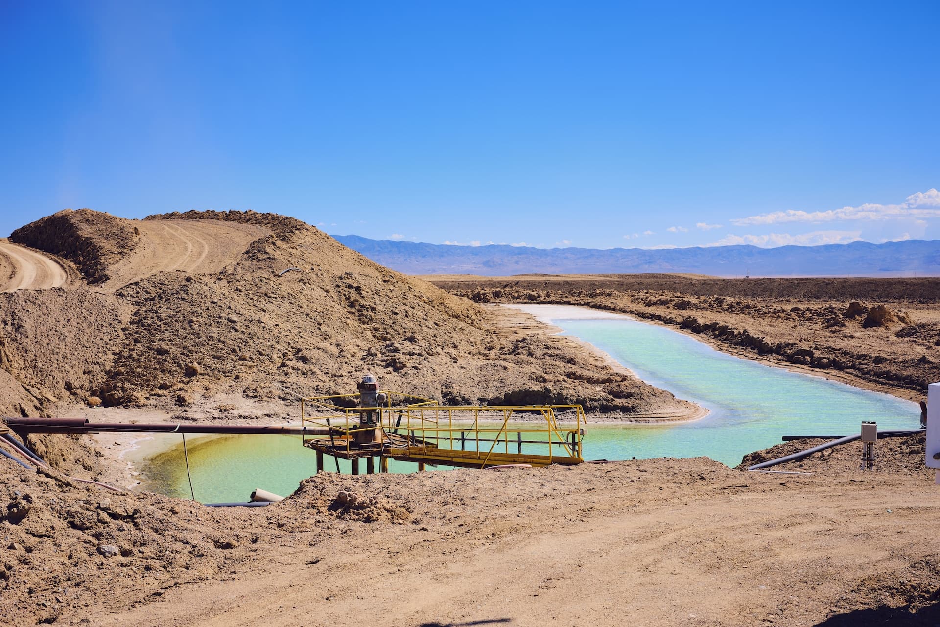 Cover Image for Regierung kürzt KfW-Mittel zur Rohstoffsicherung